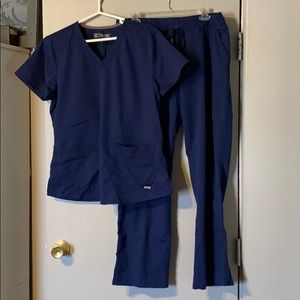 ⭐️Grey’s Anatomy⭐️ Navy Blue Scrubs Set!